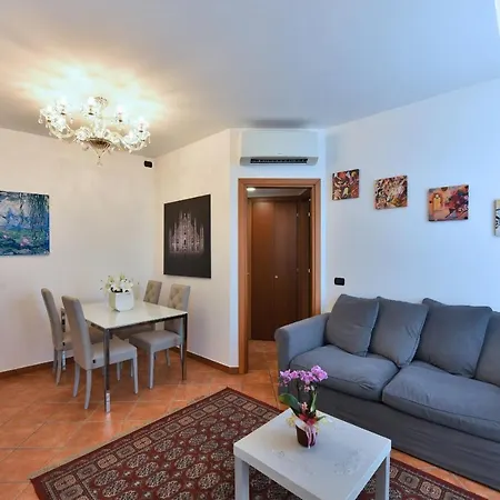 Pontaccio22 Apartment- Brera Centro Storico Apartament