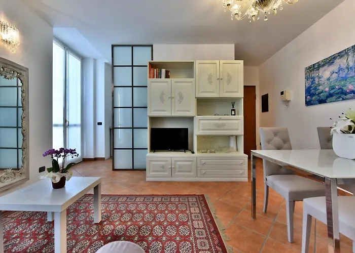 Pontaccio22 Apartment- Brera Centro Storico Apartment *